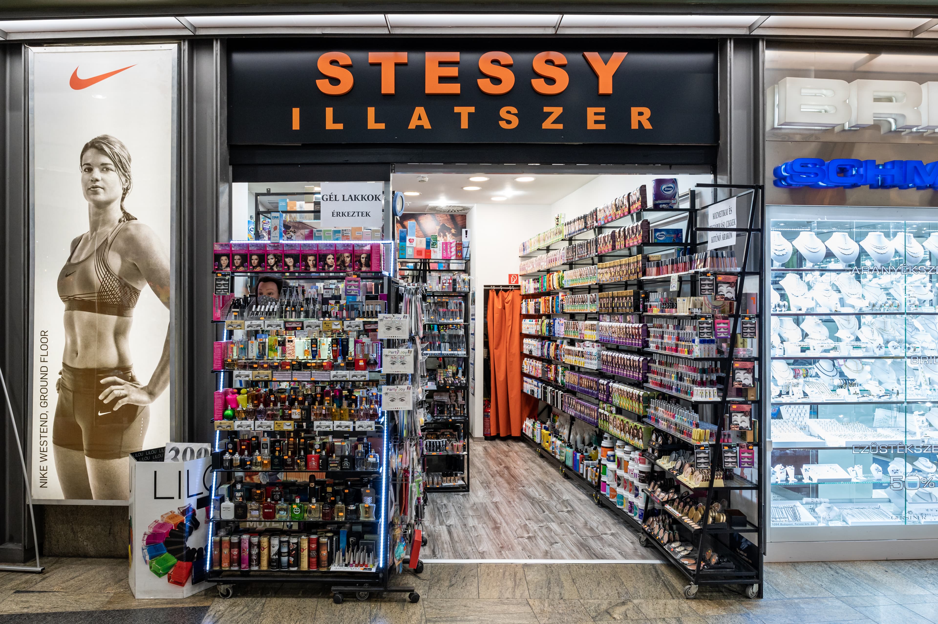 Stessy - Illatszer és fodrászkellék